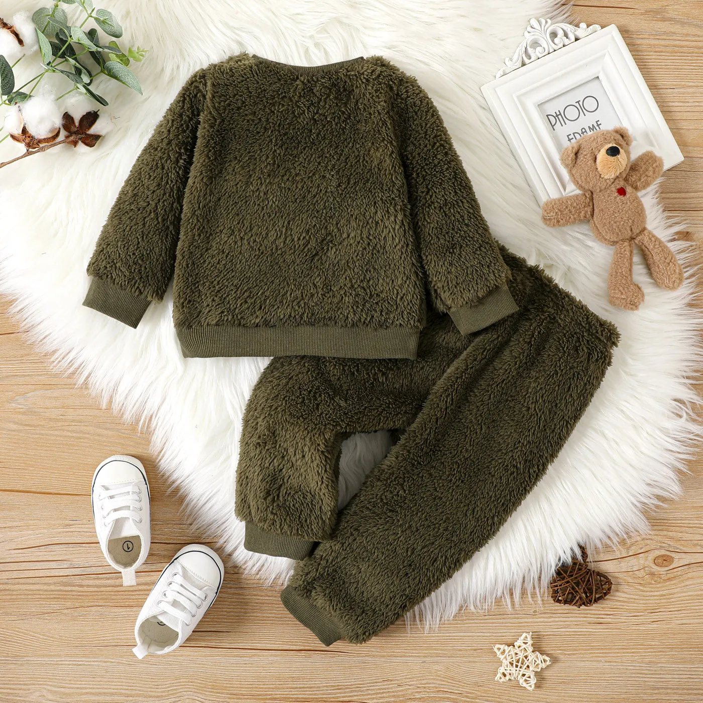 2pcs Baby Boy/Girl Thermal Fuzzy Long-sleeve Pullover and Pants Set