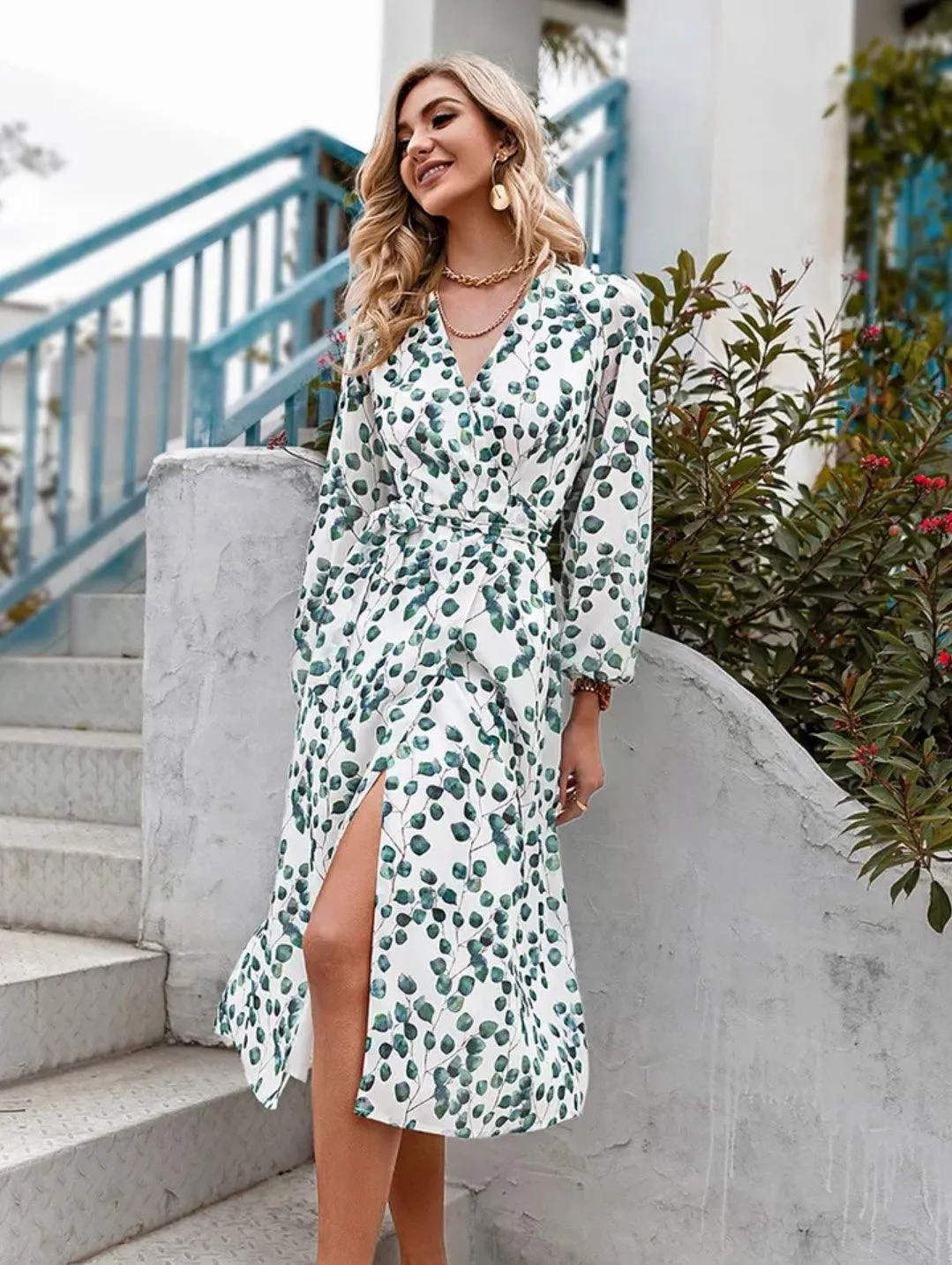 Aline Leaf Printed Long-sleeved V-neck Wrap Dress