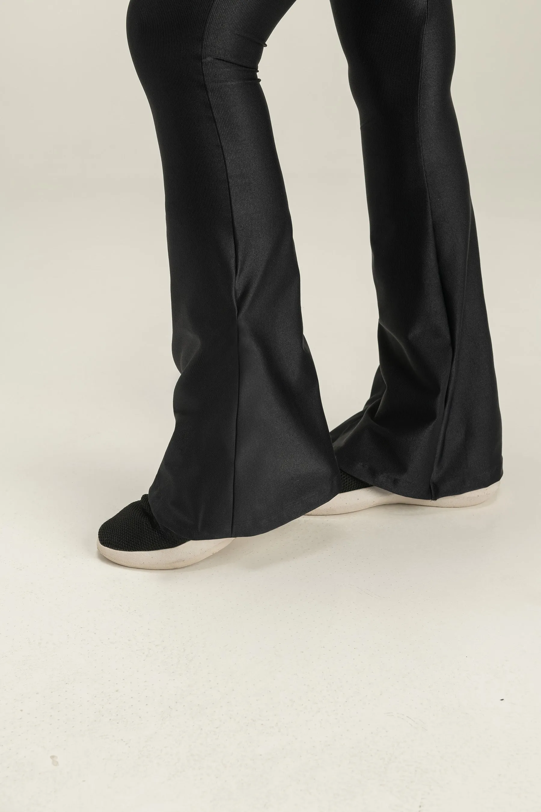 Allure® Adaptiv Flare Pants