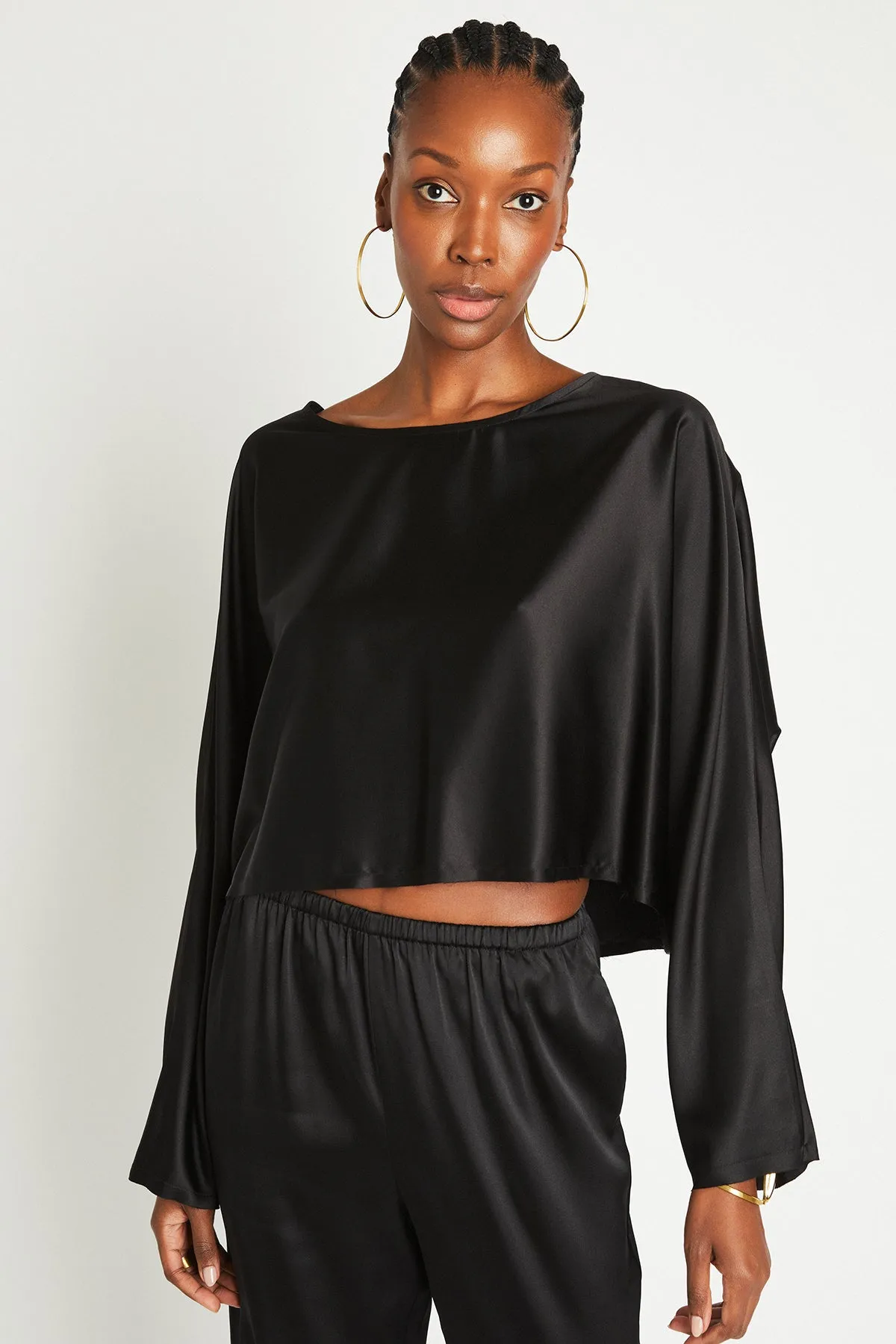   Beryll Sierra Silk Long Sleeve Cropped Top | Black