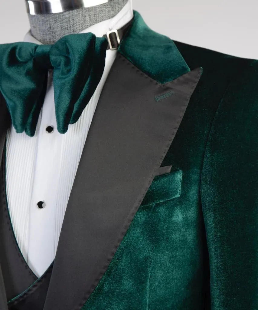 Green Velvet Double-Breasted Tuxedo