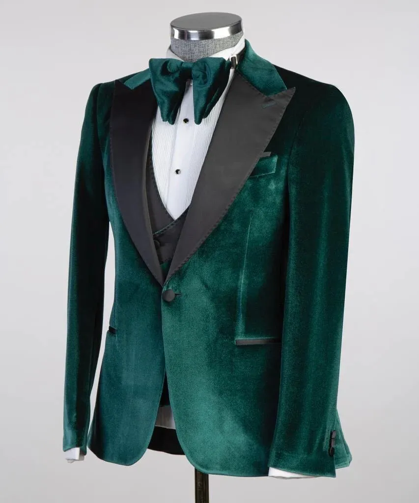 Green Velvet Double-Breasted Tuxedo