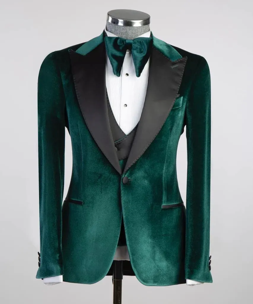 Green Velvet Double-Breasted Tuxedo