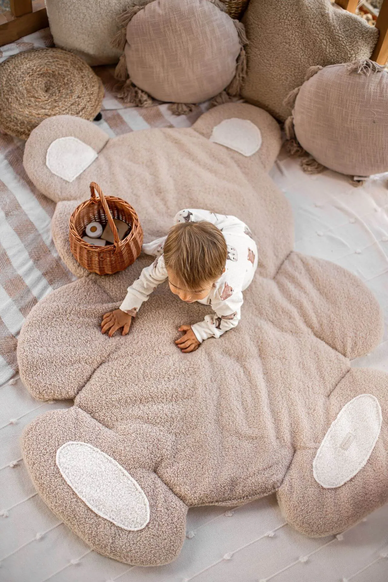 Large Bouclé Baby Floor Playmat "Bear" (4 colours)