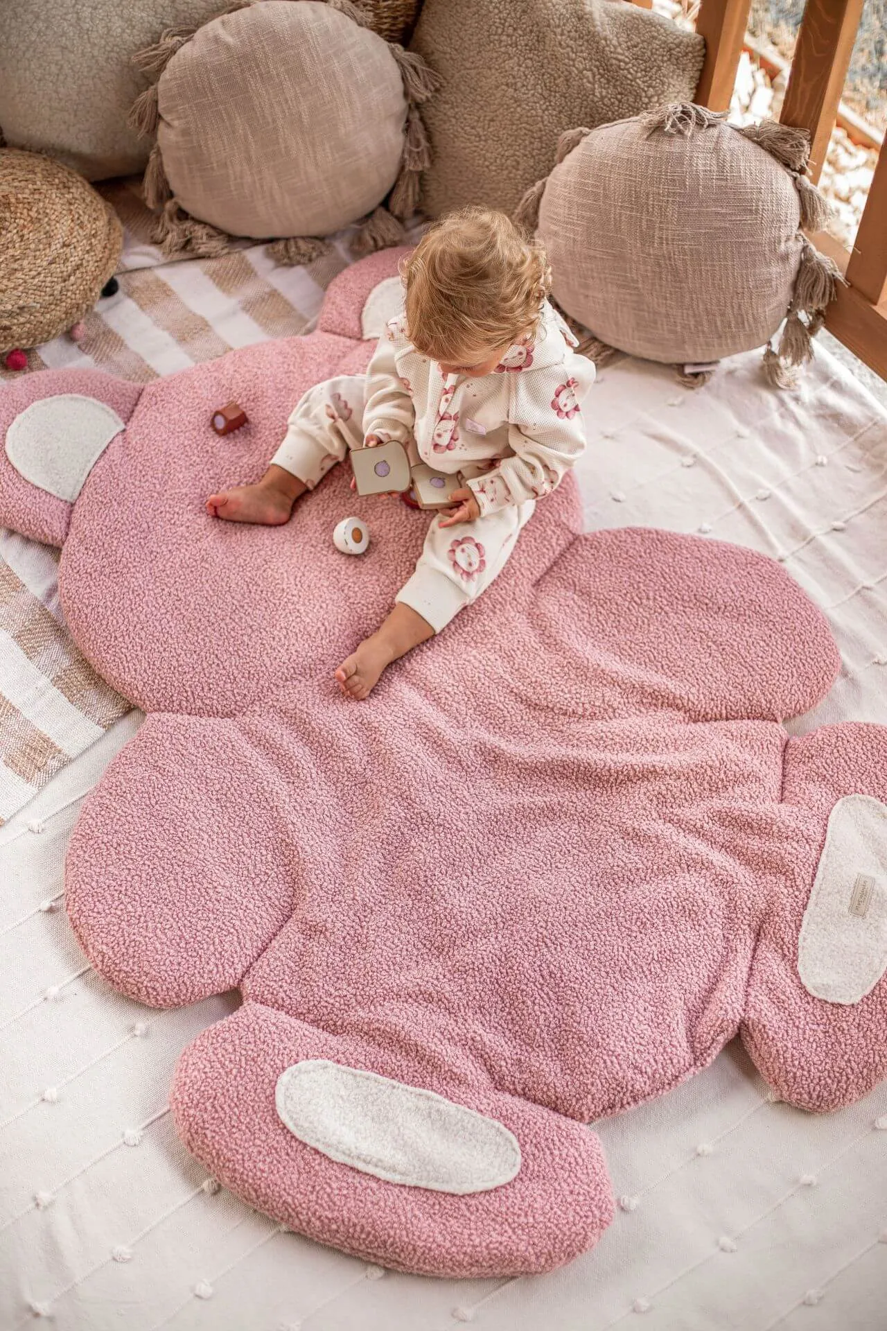 Large Bouclé Baby Floor Playmat "Bear" (4 colours)