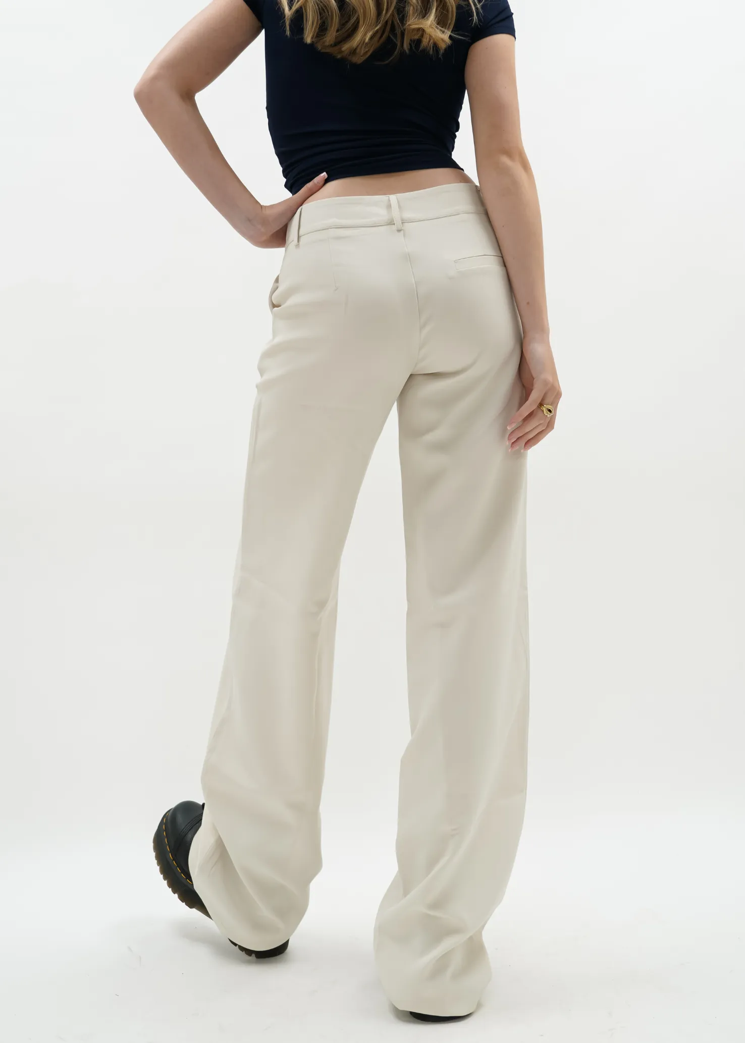 Low/mid waist straight leg pants casual crème (TALL)