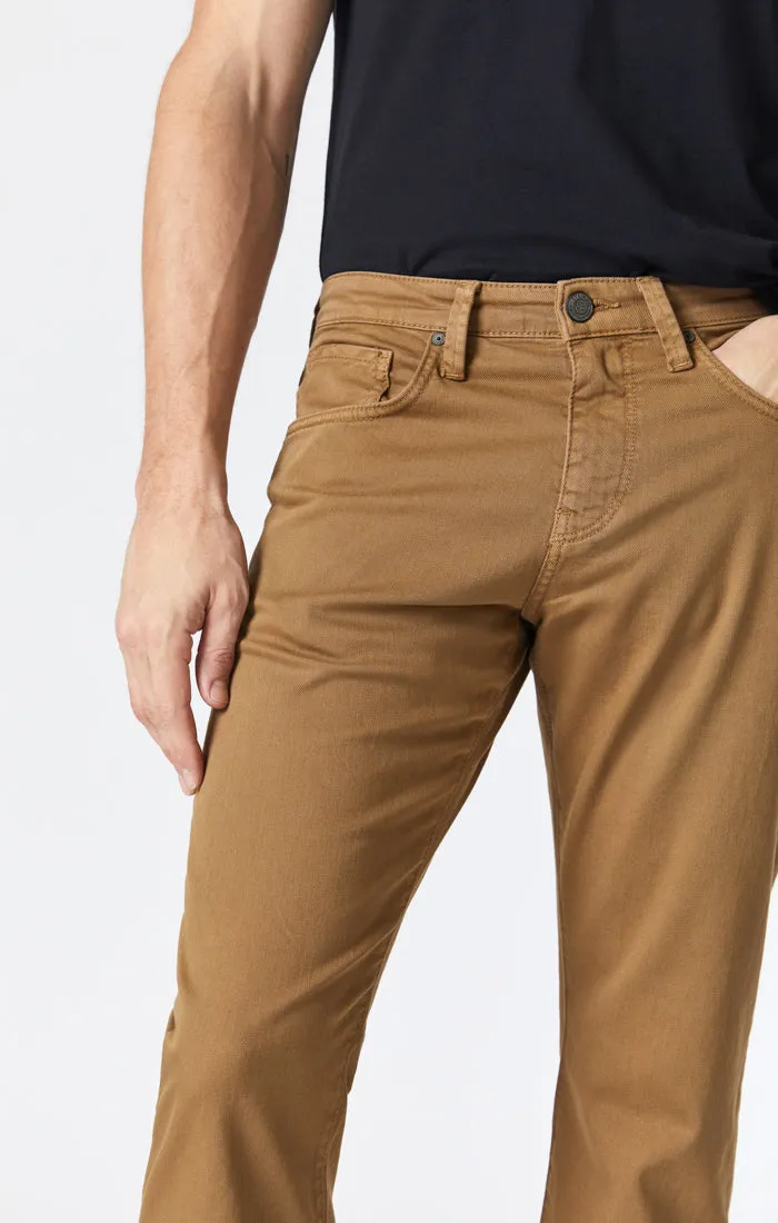 MATT RELAXED STRAIGHT LEG JEANS IN MOCCA