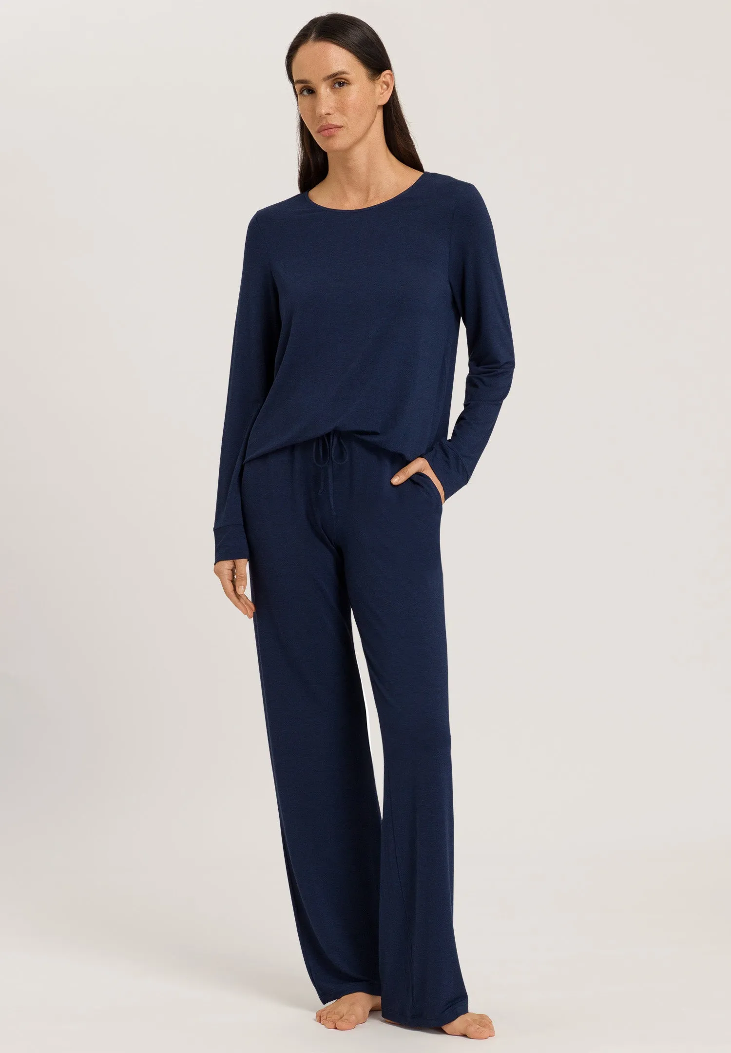 Natural Elegance Relaxed Round Neck Top | Deep Navy 74948-1610