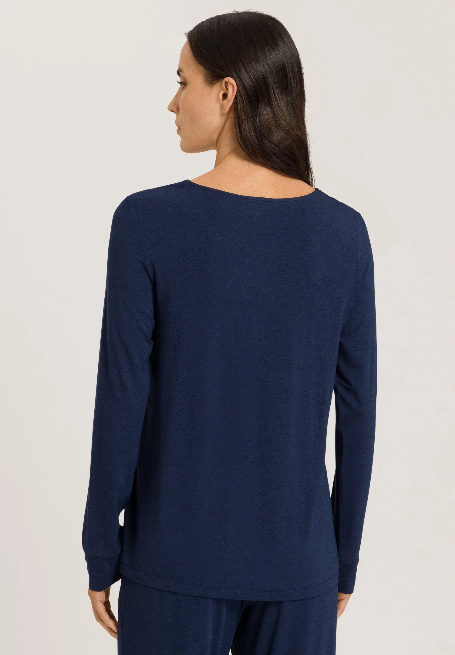 Natural Elegance Relaxed Round Neck Top | Deep Navy 74948-1610