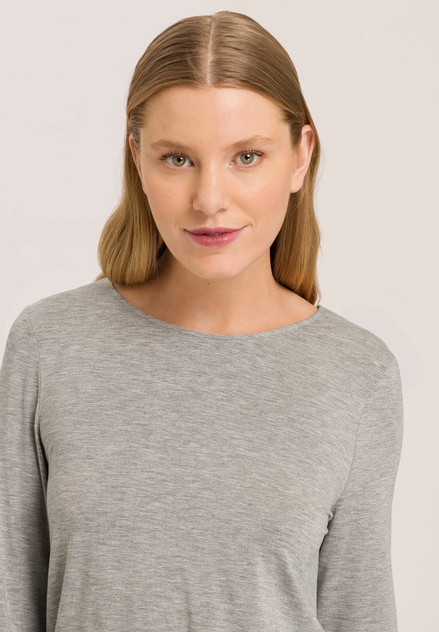 Natural Elegance Relaxed Round Neck Top | Grey Melange 74948-958