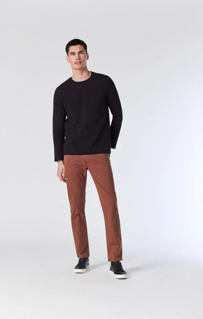 ZACH STRAIGHT LEG PANTS IN DOWNTOWN BROWN TWILL